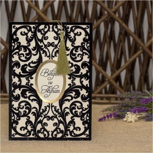 Ortası Pencereli Zarflı Yakma Kadife Püsküllü Davetiye