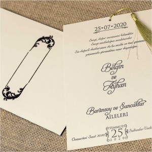 Ortası Pencereli Zarflı Yakma Kadife Püsküllü Davetiye