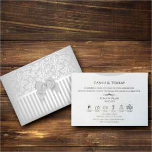 Taşlı Fiyonklu Gümüş Yaldız Süslemeli Düğün Davetiyesi