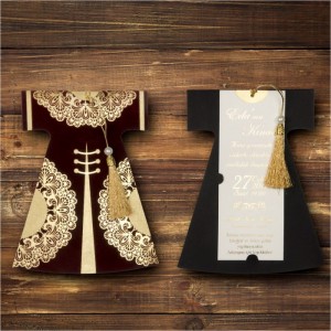 Kaftan Şeklinde Yaldız Süslemeli Kadife Kına Davetiyesi