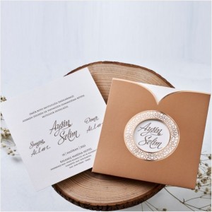 Oval Kesim Kare Pencereli Zarflı Kahverengi Davetiye