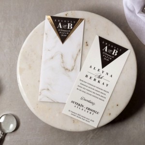 İnce Uzun Mermer Görünümlü Zarflı Düğün Davetiyesi