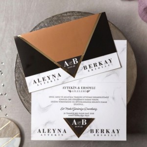 Dışı Siyah Renk Kombinli Katlamalı Düğün Davetiyesi