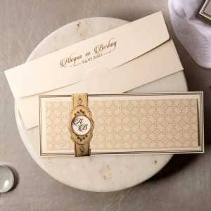 İçi Katlamalı İki Katmanlı Kuşaklı Düğün Davetiyesi