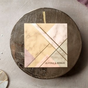 Renkli Mermer Desenli Kare Düğün Davetiyesi