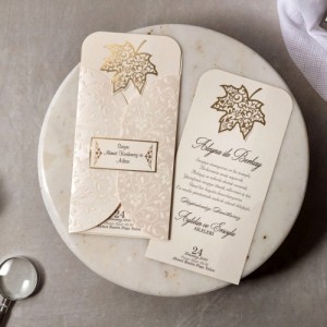 Yaldız Süslemeli Yaprak Figürlü Katlamalı Davetiye