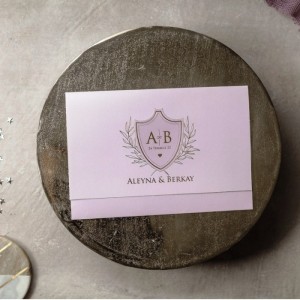 Lila Rengi Katlamalı Baskılı Zarflı Düğün Davetiyesi