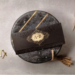 Katlamalı Kabartma Laklı Pencereli Zarflı Davetiye