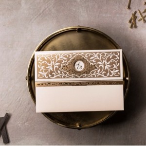 Altın Yaldız Varak Süslemeli Zarflı Düğün Davetiyesi