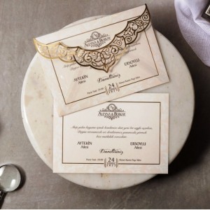 Yaldız Süslemeli Asetat Kapaklı Zarflı Düğün Davetiyesi