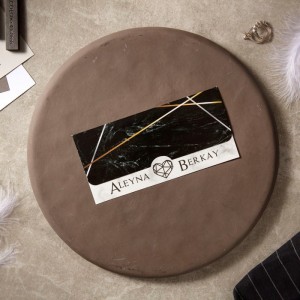 Dışı Siyah Katlamalı Kalpli Davetiye