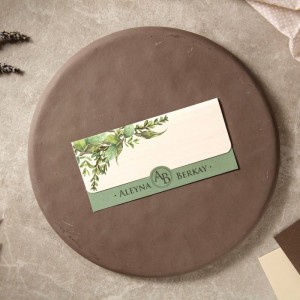 Yapraklı Yeşil Üstten Katlamalı Davetiye