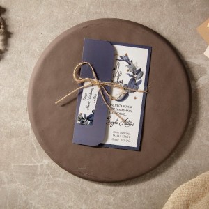 Soldan Katlamalı Mor Davetiye