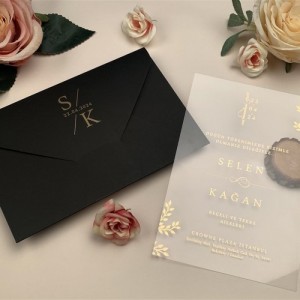 Yaldız Baskılı Siyah Zarflı Davetiye