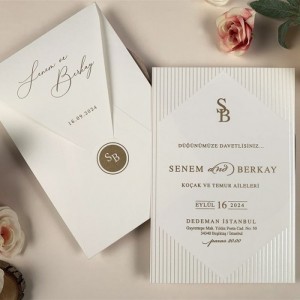 Zarfa Baş Harf Baskılı Sade Davetiye