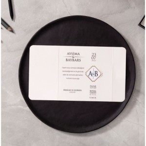 Krem Desenli Katlamalı Davetiye