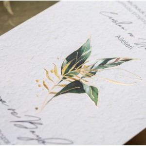 ESKİTME DOKULU SADE ÇİÇEKLİ DAVETİYE