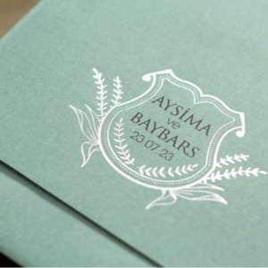 YEŞİL KARE ZARFA YALDIZ SÜSLEMELİ DAVETİYE