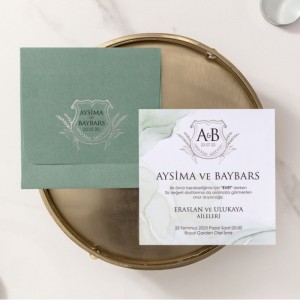 YEŞİL KARE ZARFA YALDIZ SÜSLEMELİ DAVETİYE