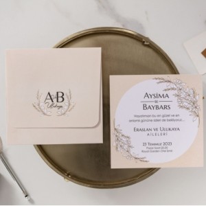 PUDRA SADE TASARIMLI KARE DAVETİYE