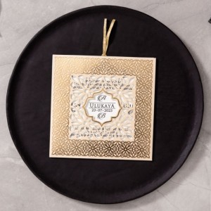 Lazer Kesim Altın Yaldızlı Davetiye