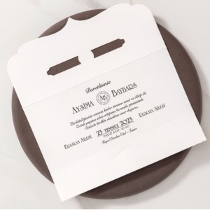 Bej Desenli Pencereli Katlamalı Davetiye