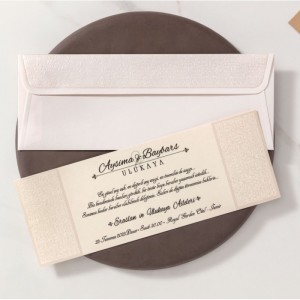 Yatay Dokulu Krem Zarflı Davetiye