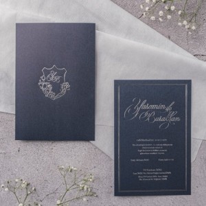 İçi Dışı Koyu Gri Gümüş Yaldızlı Düğün Davetiyesi