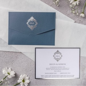 Gri Zarfa Gümüş Yaldız Baskılı Davetiye