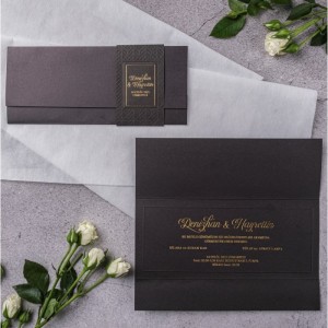 Siyah Katlamalı Kuşaklı Yaldız Baskılı Davetiye