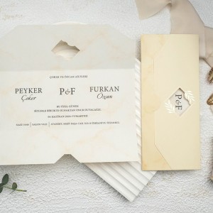 Dışı Krem Pencereli Katlamalı Davetiye