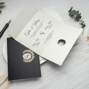 Dışı Siyah Pencereli Katlamalı Davetiye