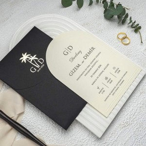 İçi Oval Kesim Siyah Zarflı Davetiye