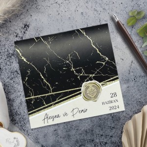 Mermer Desenli Kare Katlamalı Davetiye