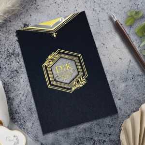 Siyah Yaldız Süslemeli Zarflı Davetiye