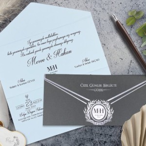 Katlamalı Gümüş Yaldız Süslemeli Davetiye