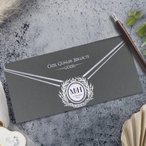 Katlamalı Gümüş Yaldız Süslemeli Davetiye