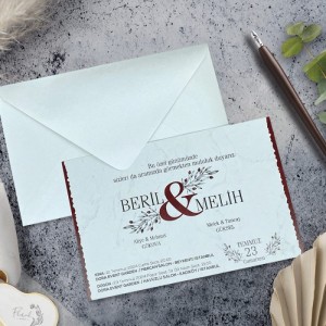 Kenarları Yaldız Süslemeli Beyaz Zarflı Davetiye