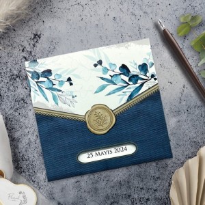 Çiçekli Katlamalı Mühürlü Görünümlü Davetiye