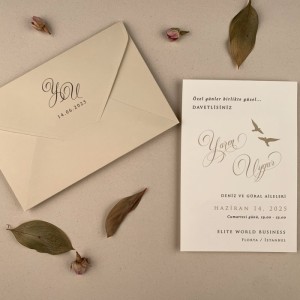 Bej Rengi Katlamalı Zarflı Davetiye