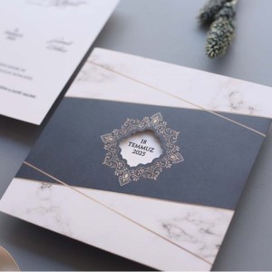 Kare Zarflı Mermer Desen Davetiye