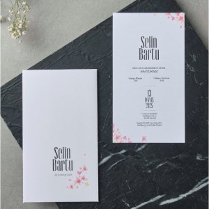 Zarf İçi Küçük Çiçekli Sade Davetiye