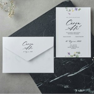 Zarfı İsim Baskılı İçi Çiçekli Davetiye