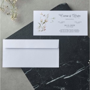 Sade Yatay Tasarımlı Çiçekli Davetiye