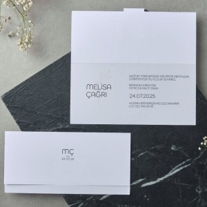 Dışı Kabartmalı Sade Katlamalı Davetiye