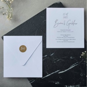 İçi Zarfı Kabartmalı Sade Davetiye