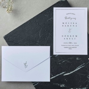 Zarfı İçi Sade Yaldız Süslemeli Davetiye