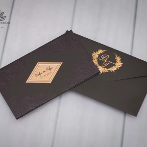 Siyah Zarfa Bakır Yaldız Süslemeli İçi Katlamalı Davetiye