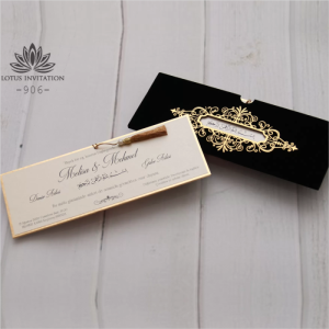 Siyah Kadife Zarfa Yaldız Süslemeli Mukavva Düğün Davetiyesi