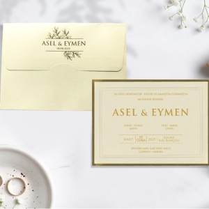 Krem Kartın Kenarları Yaldız Süslemeli Düğün Davetiyesi